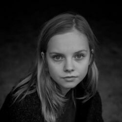 Veuve Chords by Paula Hartmann