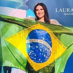 Apaixonados Como Nós Chords by Laura Pausini