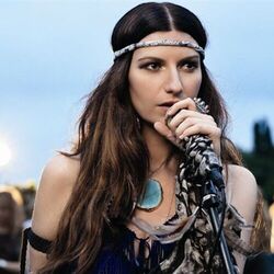 Bienvenido Chords by Laura Pausini