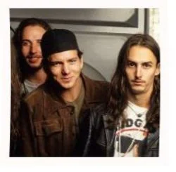 Out Of My Mind (Ver2) Chords by Pearl Jam