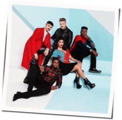 Gold Ukulele Chords by Pentatonix