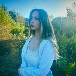 The Sky Is Falling Chords by Phaea