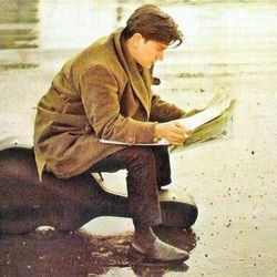 Alone Chords by Phil Ochs