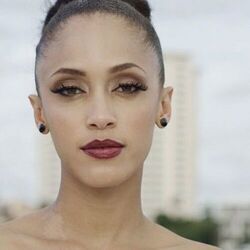 Only For You Chords by Phyllisia Ross