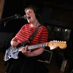 Come Home Bass Tab by Pip Blom