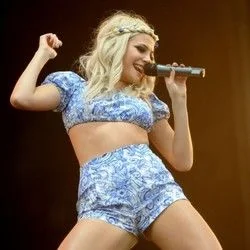 Birthday Ukulele Chords by Pixie Lott