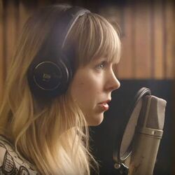 Pomplamoose chords for Sweet dreams - seven nation army mashup