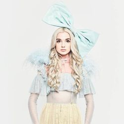 Girls In Bikinis Bass tabs by Poppy