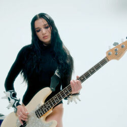 Hard Chords by Poppy