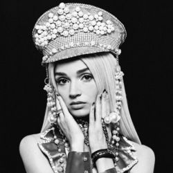 Play Destroy Tabs by Poppy