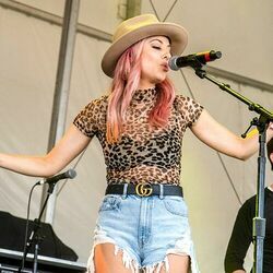 Anywhere For You Chords by MacKenzie Porter