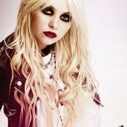 Bleeding Chords by The Pretty Reckless