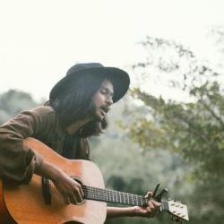 Bersemi Chords by Putra Timur