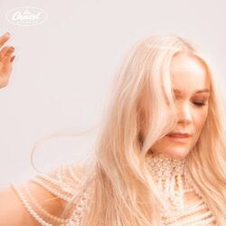 Pelasta Maailma Chords by Anna Puu