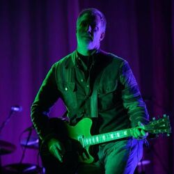Easy Street Live Chords by Queens Of The Stone Age
