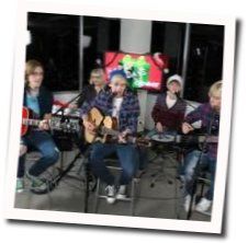 R5 chords for Christmas is coming