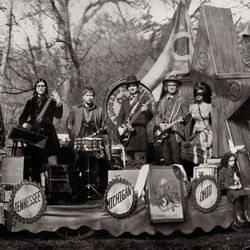 Pull This Blanket Off Chords by The Raconteurs