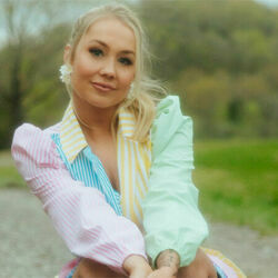 If God Took Days Off Chords by RaeLynn