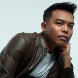 Aku Setia Chords by Razak Aai