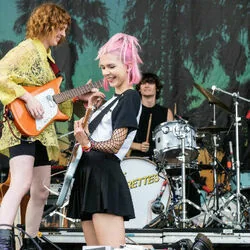 That's What Makes Me Love You Chords by The Regrettes
