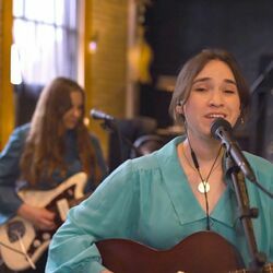 Roswell Chords by Reina Del Cid