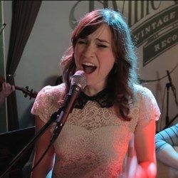 Whiskey Down Chords by Reina Del Cid