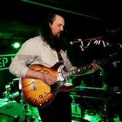 Revolver Chords by Revelle