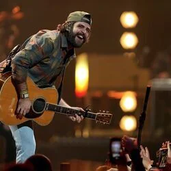 Gone Country Chords by Thomas Rhett