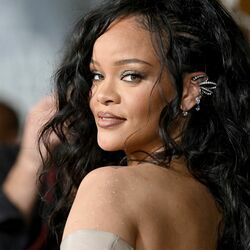Lift Me Up  Chords by Rihanna