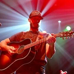 Get Back Home Chords by Riley Green