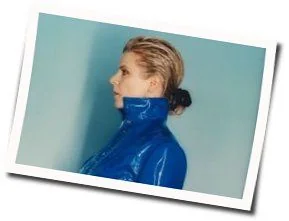 Missing U Chords by Robyn