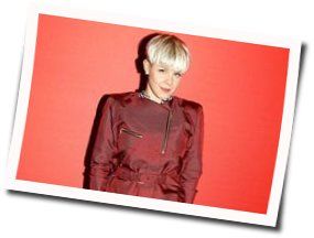 Ever Again Bass tabs by Robyn