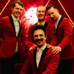 Superlove Bass Tab by Royal Republic