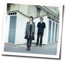 Set Out To Discover Chords by Rue Royale