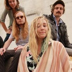 Wild Kids Live Intro by The Runarounds