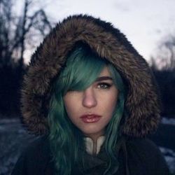 Build Me Up Chords by Phoebe Ryan
