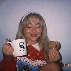 White Xmas Chords by Sabrina Carpenter
