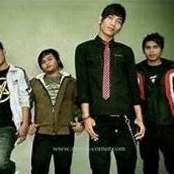 Kasih Chords by Salju Band