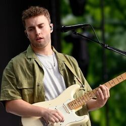 Alright Chords by Sam Fender