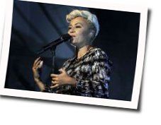 Hurts  Chords by Emeli Sandé