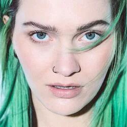 Sinä Ja Se Poitsu Chords by Sanni