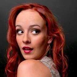 I Want To Hold Your Hand Chords by Sara Gordon