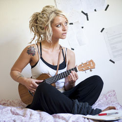 Der Kapitän Chords by Sarah Lesch