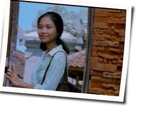 Saras Dewi chords for Lembayung bali