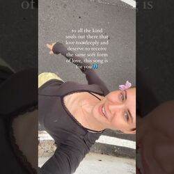 Butterflies Chords by Sarina Lucia