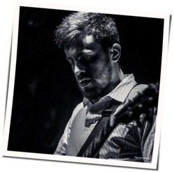 Amanheceu Chords by Scalene