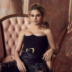 Everythings Not What It Seems Chords by Selena Gomez
