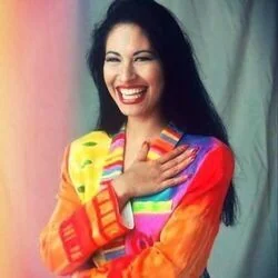 No Debes Jugar Bass Tab by Selena