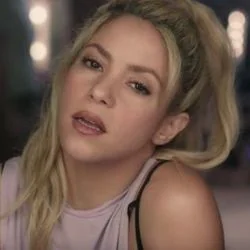 Deja Vu (feat. Prince Royce) Chords by Shakira