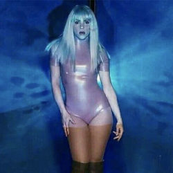 Comme Moi Chords by Shakira